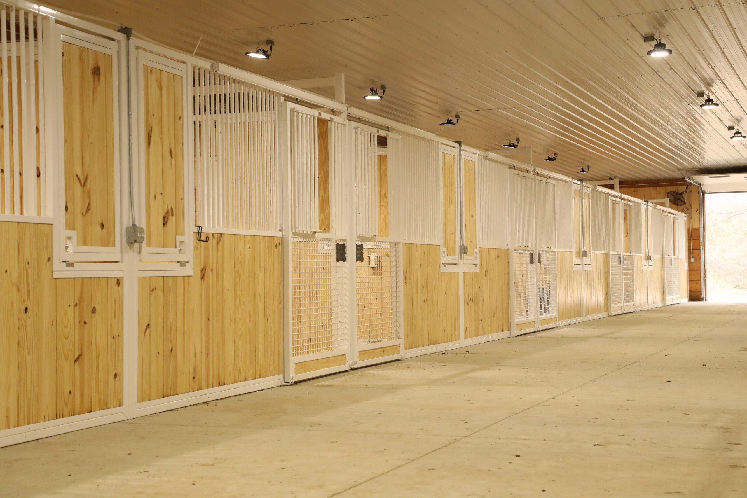 Sliding door stalls