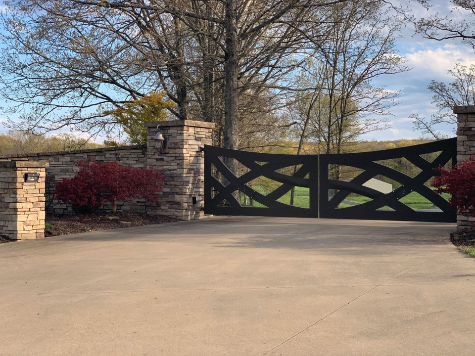 Entrance gate